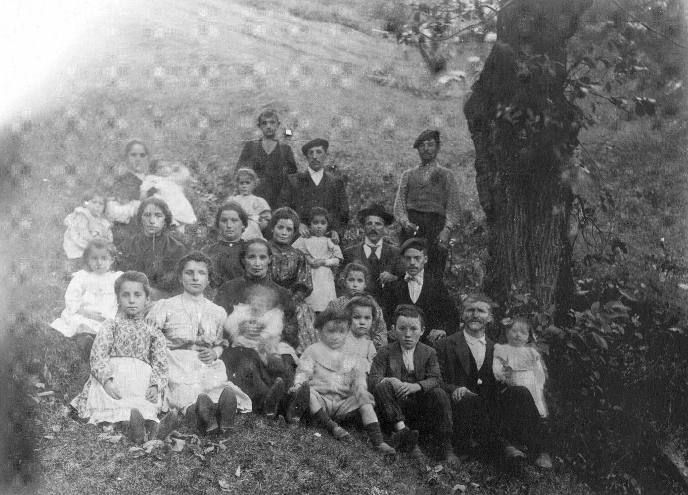 Imagen - 54 - Historia Gráfica de Asturias. Cabranes.