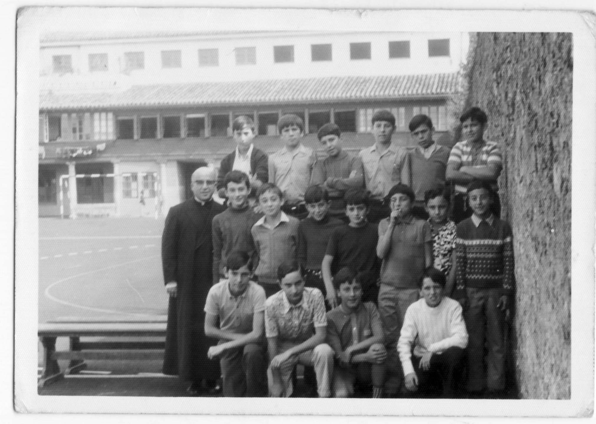Imagen - Alumnos del Colegio San Francisco de Villaviciosa, curso 1971-1972