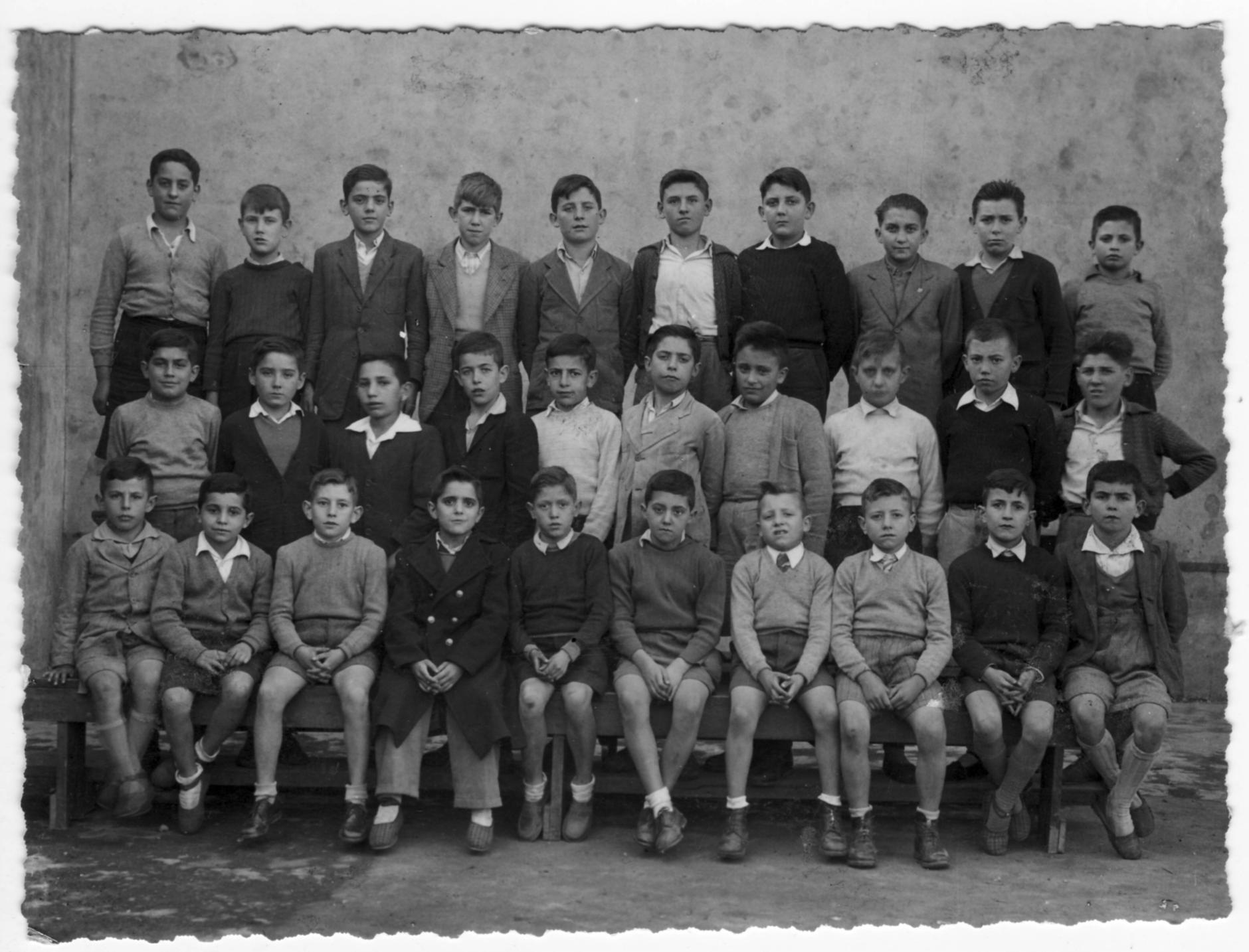Imagen - Alumnos del Colegio de La Salle, Ujo, años 1950