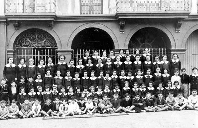 Imagen - Alumnos y alumnas de un colegio en Luarca