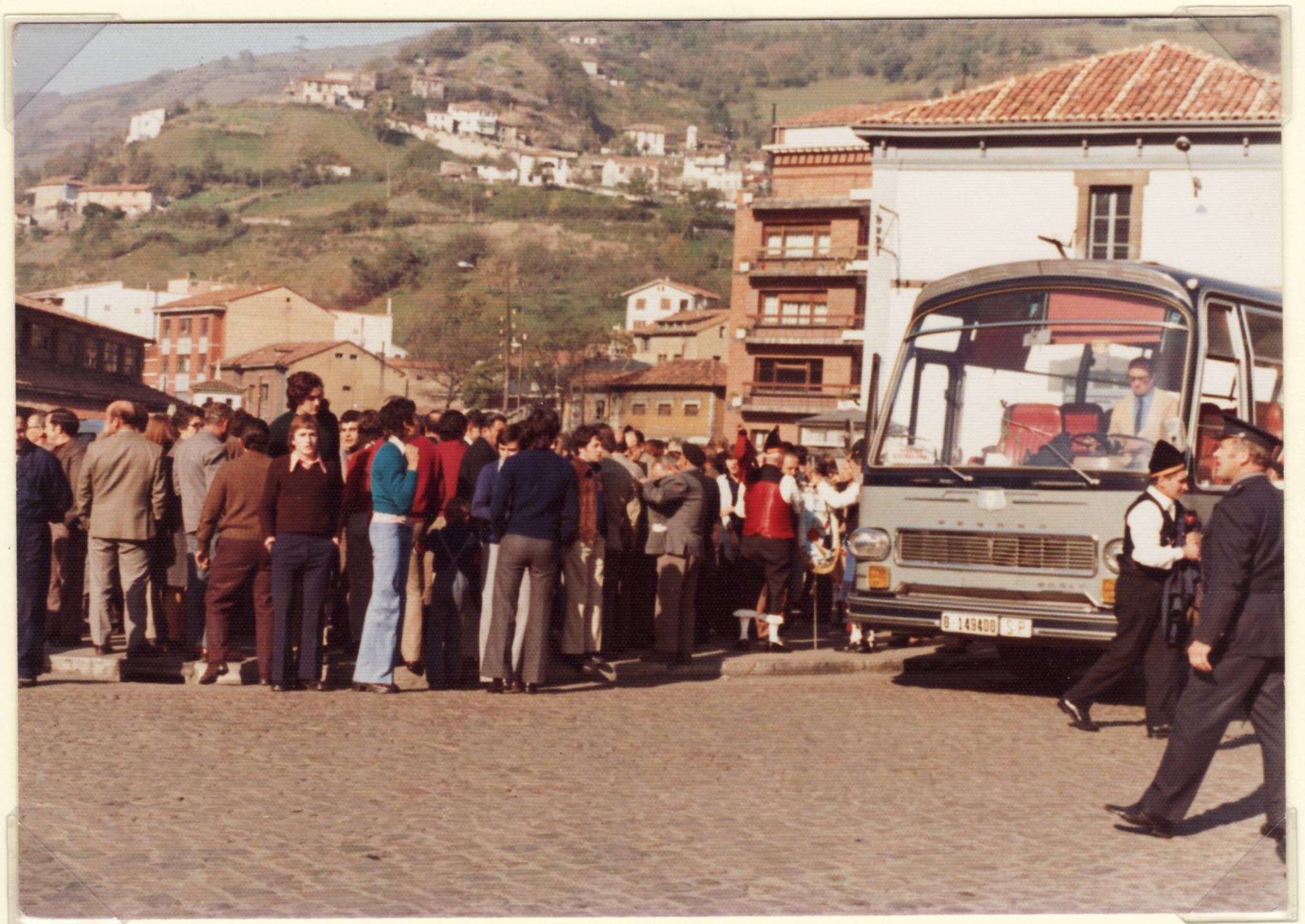 Imagen - Emigrantes a Bélgica de vuelta a Moreda de Aller, 1973