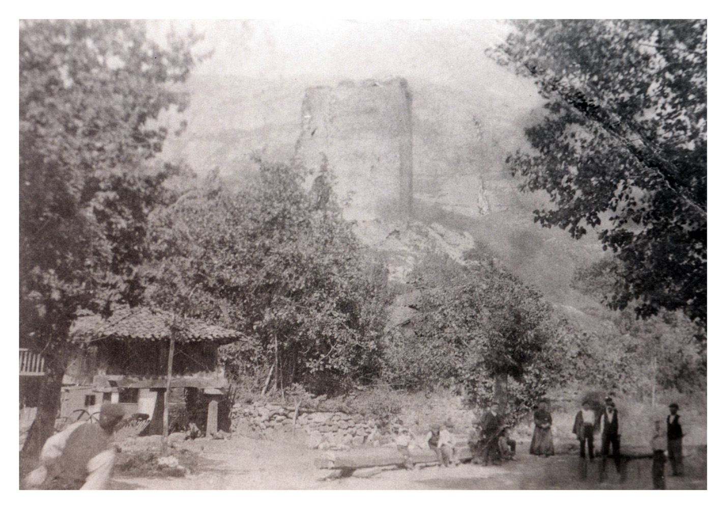 Imagen - Jugando a los bolos en El Condao (Laviana)