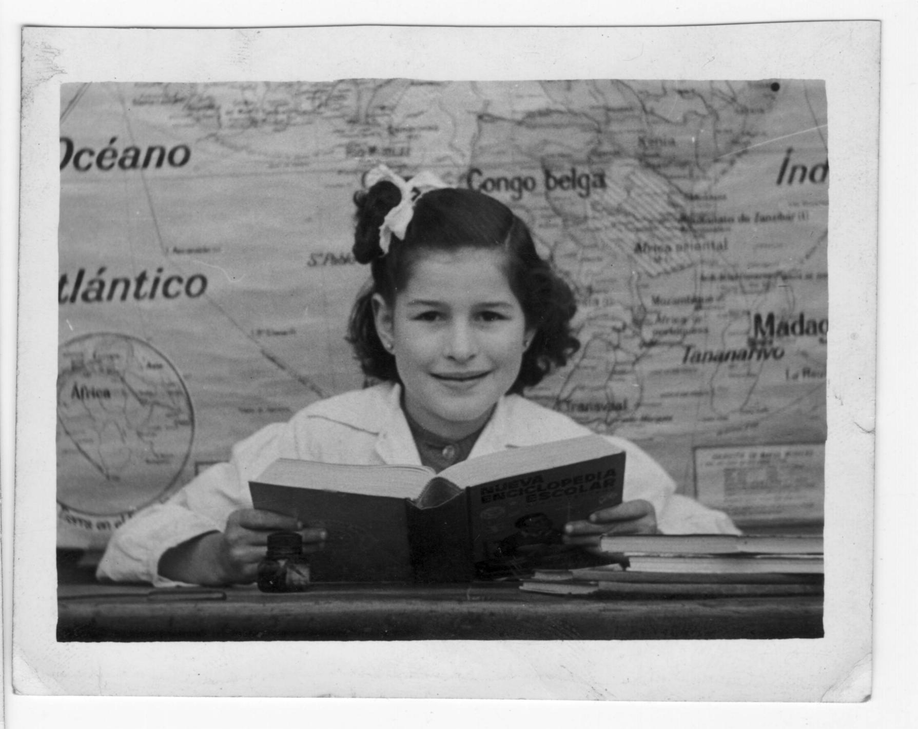 Imagen - Mari Carmen en el colegio de Puente de Arco