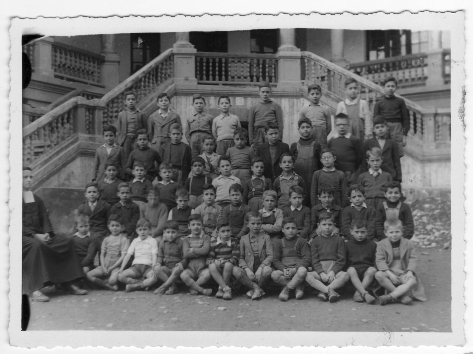 Imagen - Niños del colegio de La Salle (Ujo) hacia 1950