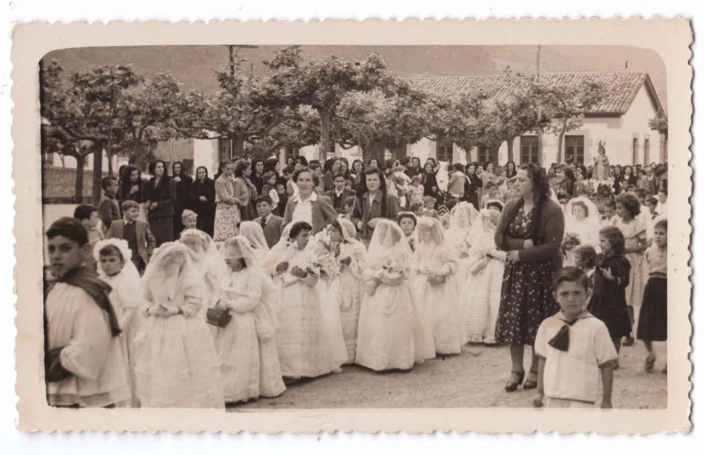 Imagen - Primera Comunión en San Juan de la Arena