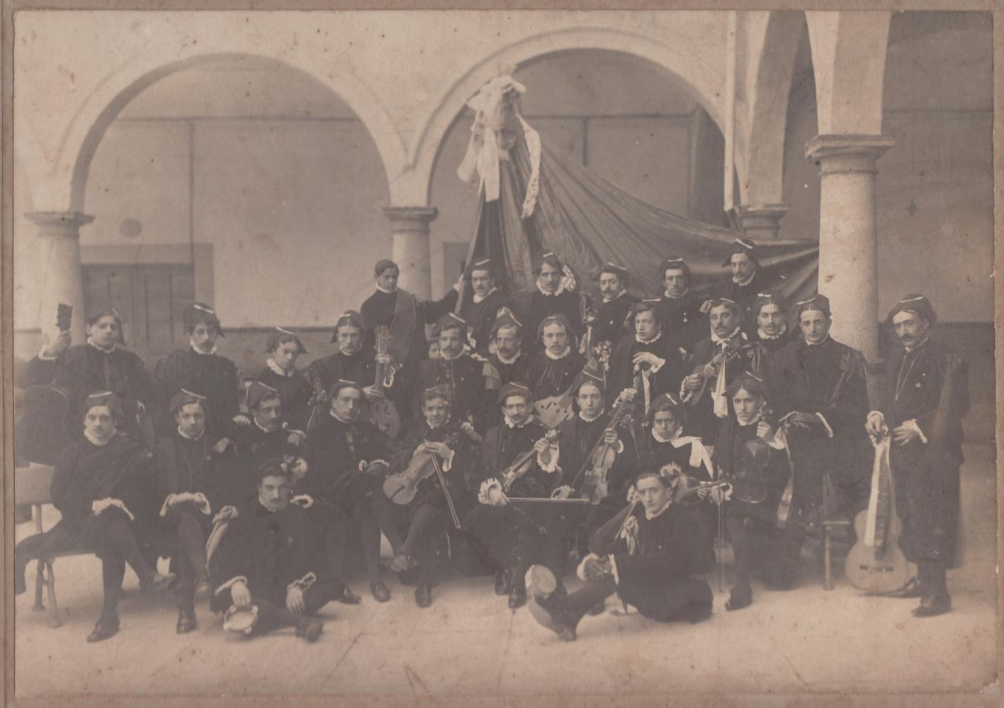 Imagen - Tuna de la Universidad a principios del XX