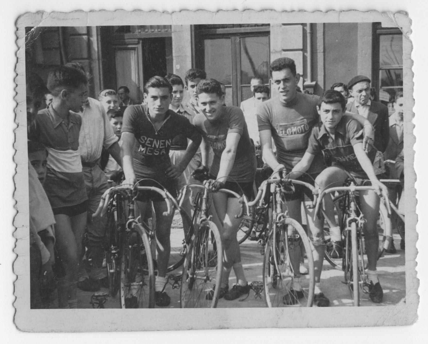 Imagen - Corredores ciclistas