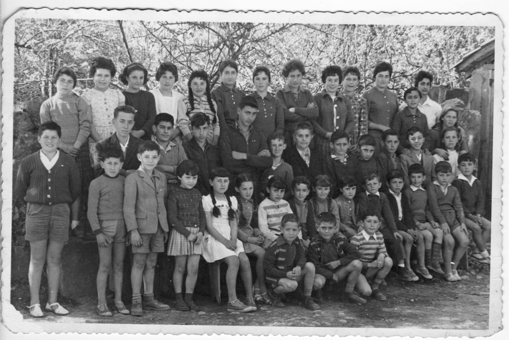 Imagen - Escuela de Doña Gerarda, Caldones, Gijón, hacia 1960-1961