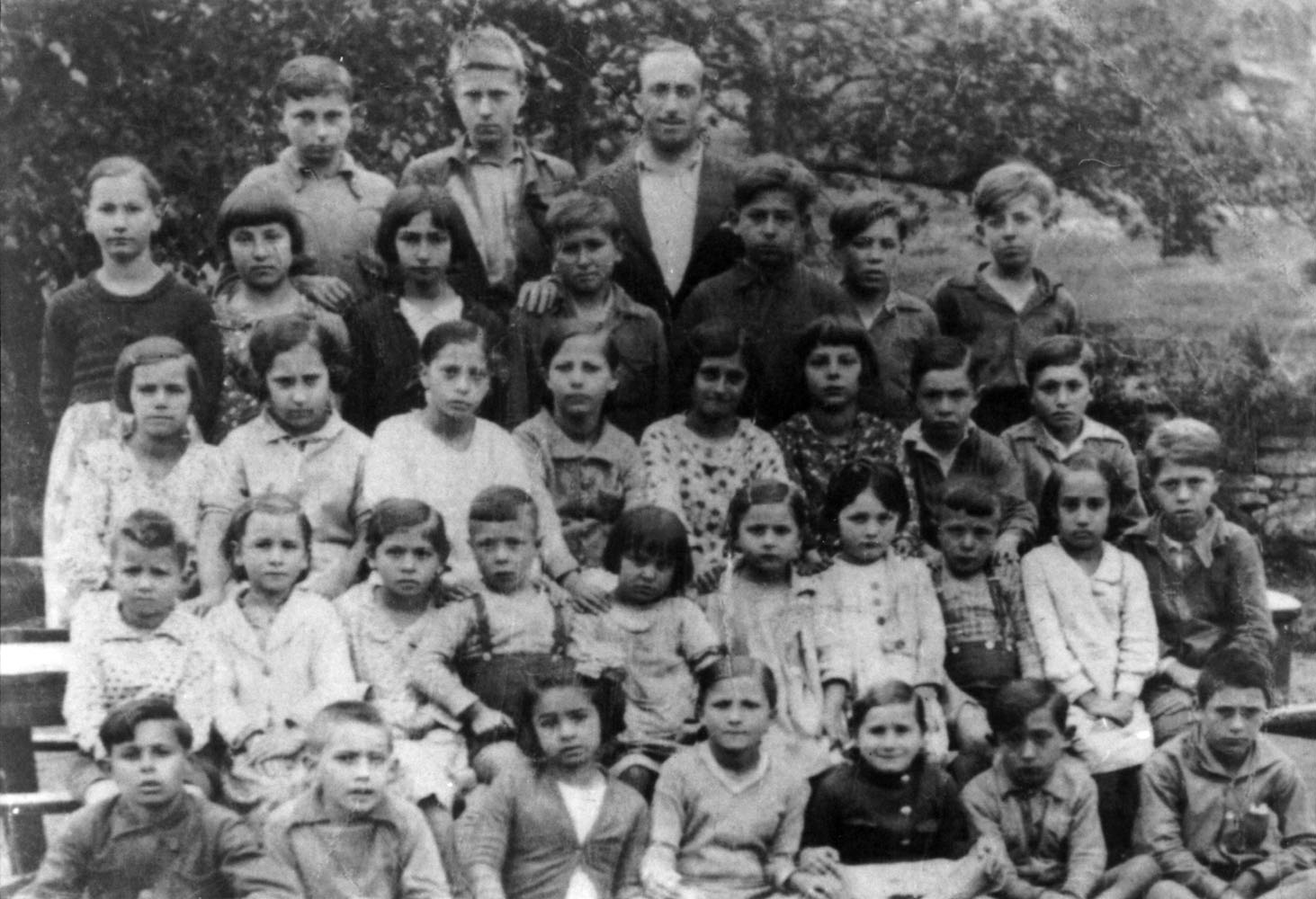 Imagen - Foto de escuela de Priede y Samalea (Piloña) hacia 1940