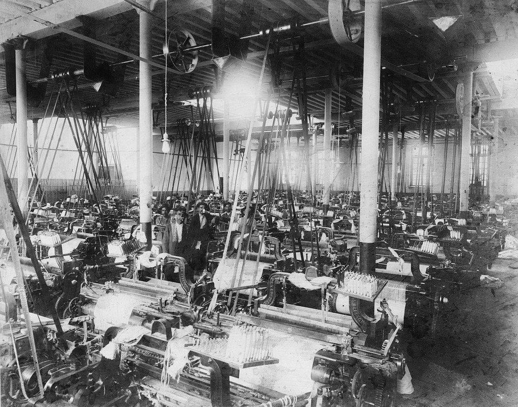 Imagen - I. Rodríguez. Fábrica de tejidos de un emigrante llanisco en Puebla (Méjico), 1915