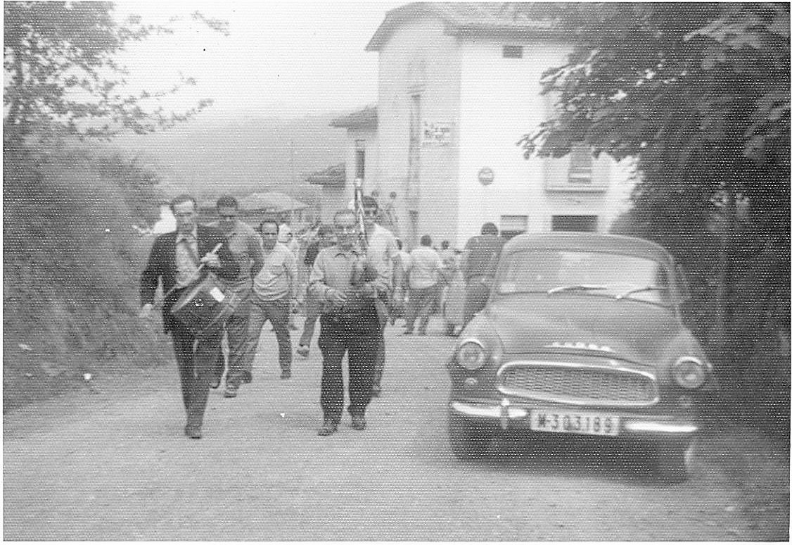 Imagen - Carrozas de Valduno en Premoño durante los años 60