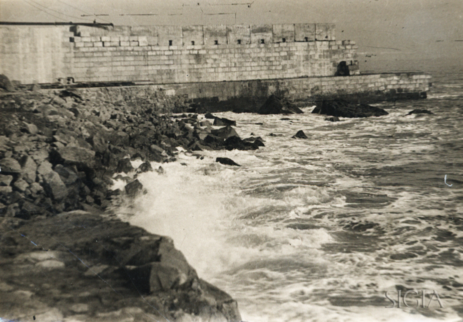Imagen - Obras del puerto de Lastres, marzo de 1951