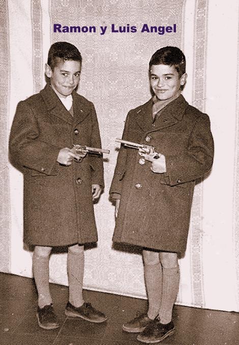 Imagen - Ramón y Luis Ángel con las pistolas de reyes